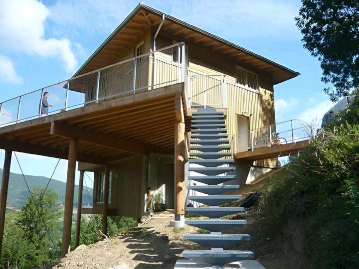 Escalier extérieur en fer Eurre