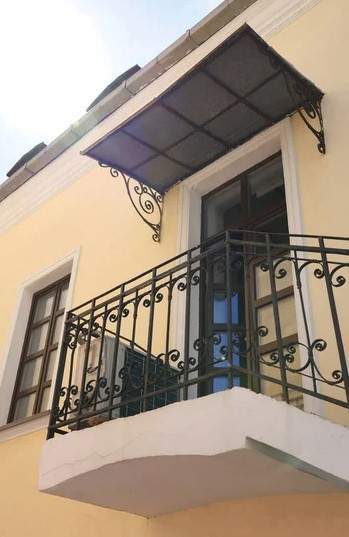 Verrière fer forgé, Crest